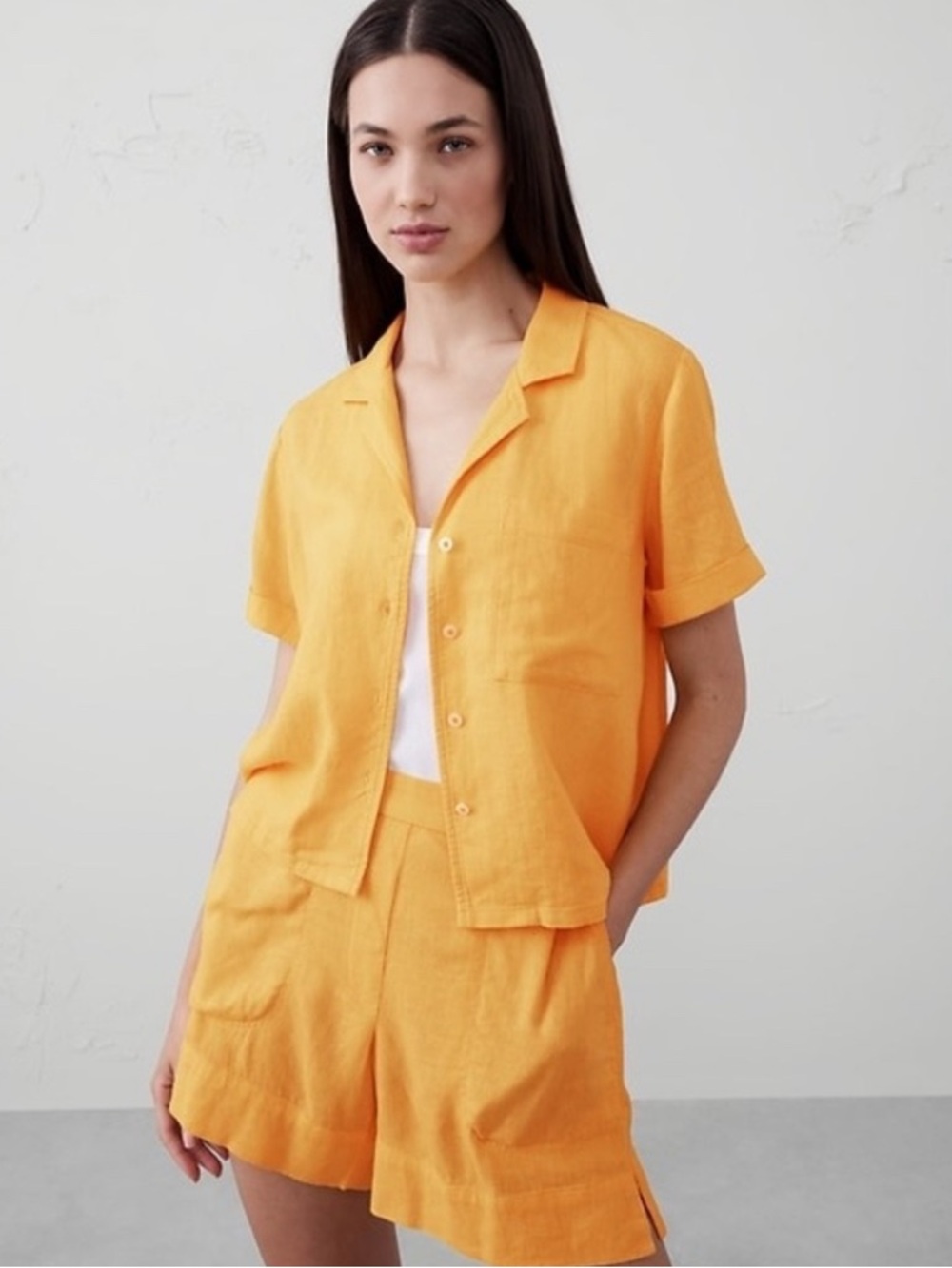 NWT Banana Republic women’s yellow linen blend shirt XS